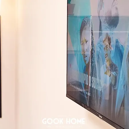 Gook Center Apartment *