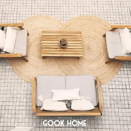 Gook Center *