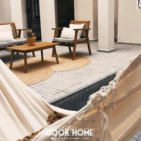 Gook Center Apartment *
